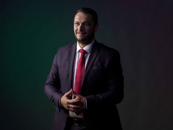 Bogdan Steriopol: Lider orientat spre comunitate